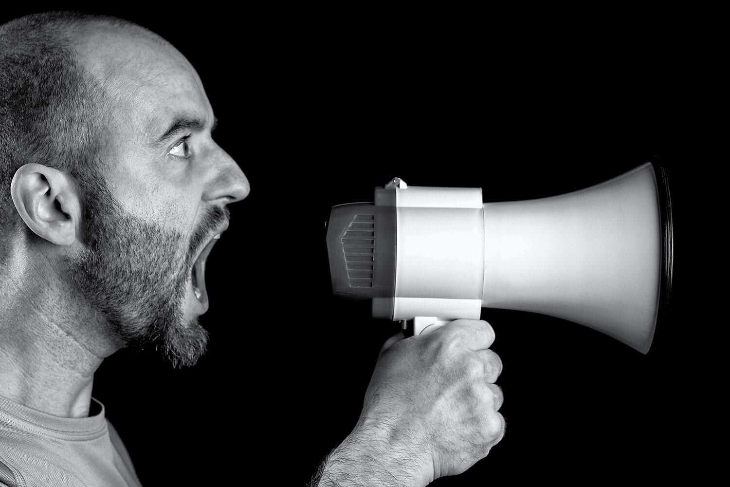 11 Organizations with Negative Brand Images and How They Overcame It