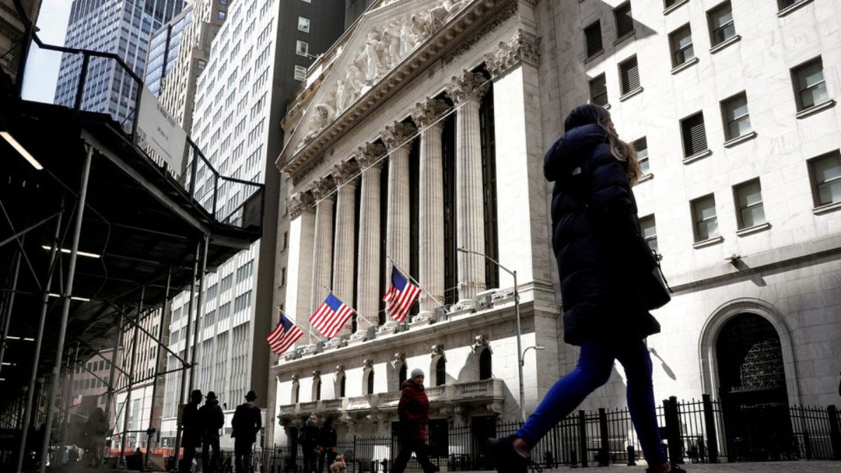 World stocks hit five-week peak, as dollar continues retreat